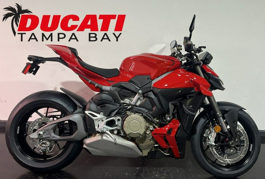 2025 Ducati Streetfighter V4 Ducati Red