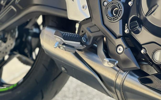 2025 Kawasaki Ninja® 650 KRT Edition ABS