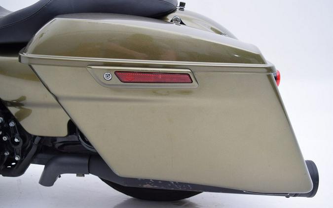 2018 Harley-Davidson Touring FLHRXS - Road King Special