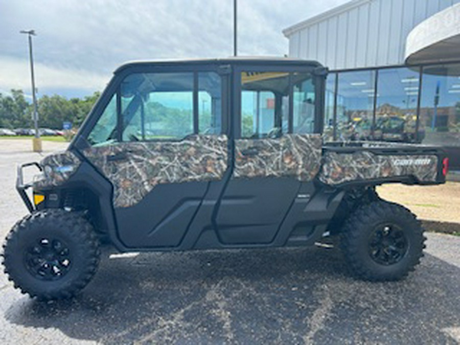 2024 Can-Am™ Defender MAX Limited HD10