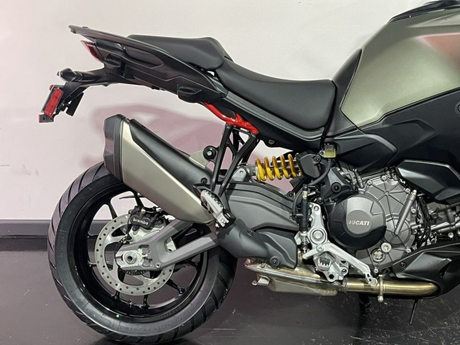 2025 Ducati Multistrada V2 S Storm Green