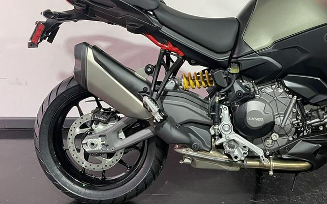 2025 Ducati Multistrada V2 S Storm Green
