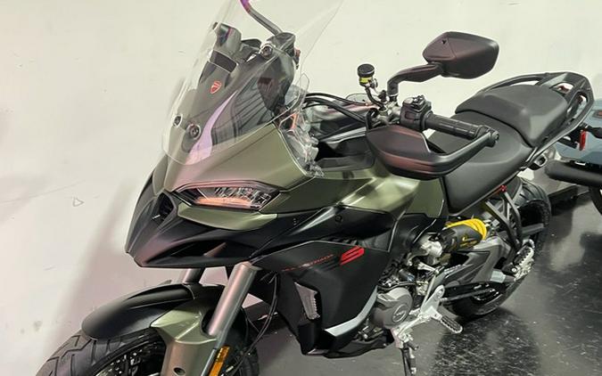2025 Ducati Multistrada V2 S Storm Green