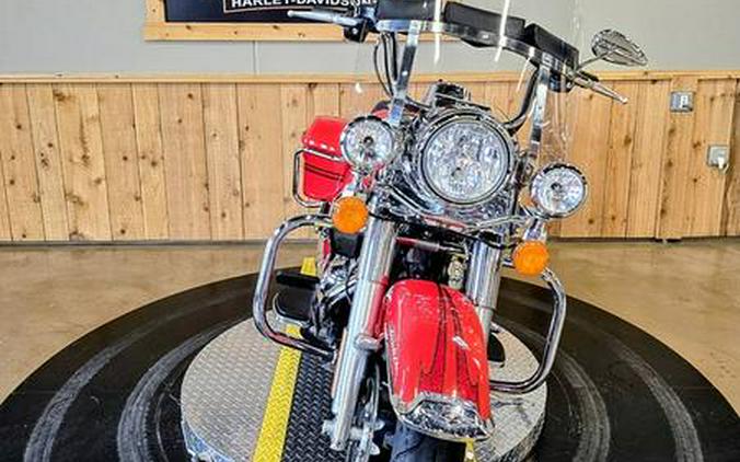 2017 Harley-Davidson® FLHR - Road King®