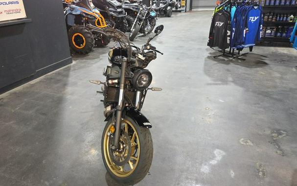 2025 Yamaha XSR 700