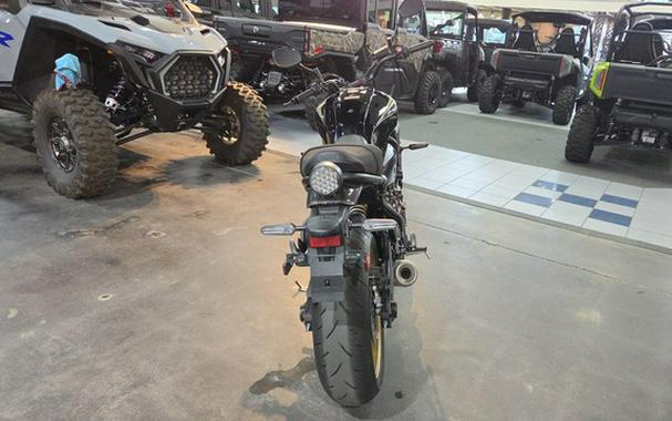 2025 Yamaha XSR 700