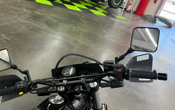 2025 DR650S - Suzuki