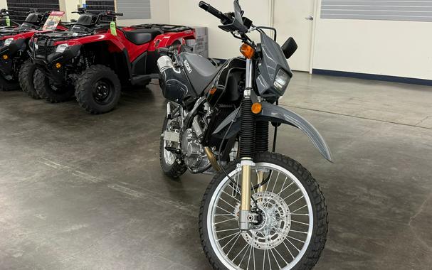 2025 DR650S - Suzuki