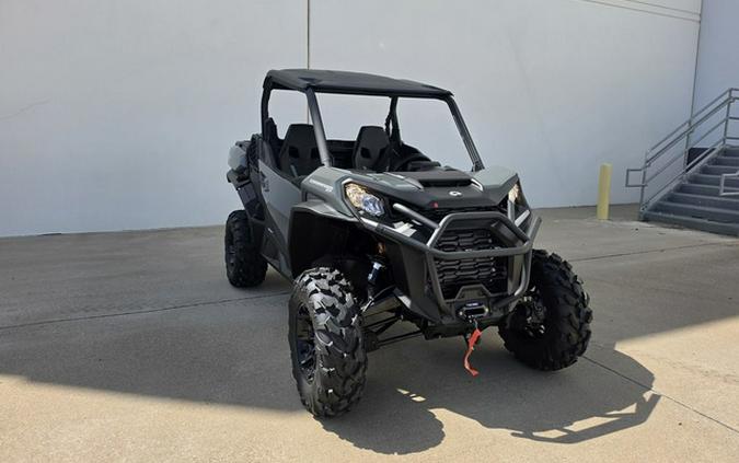 2027 Can-Am Commander XT 700