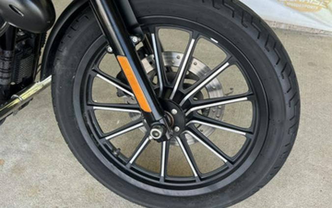 2013 Harley-Davidson XL883N Iron 883