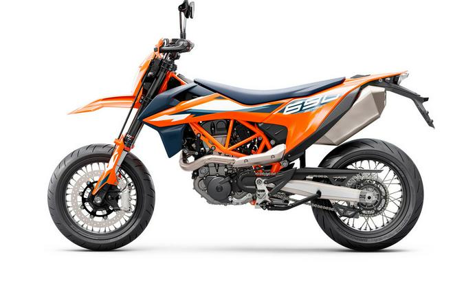 2024 KTM 690 SMC R