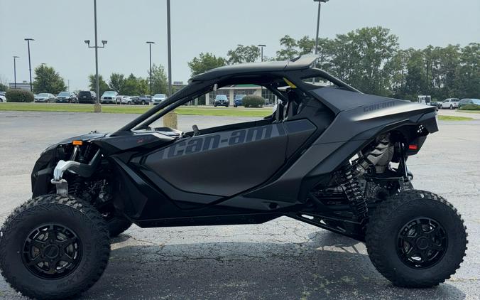 2024 Can-Am™ Maverick R X