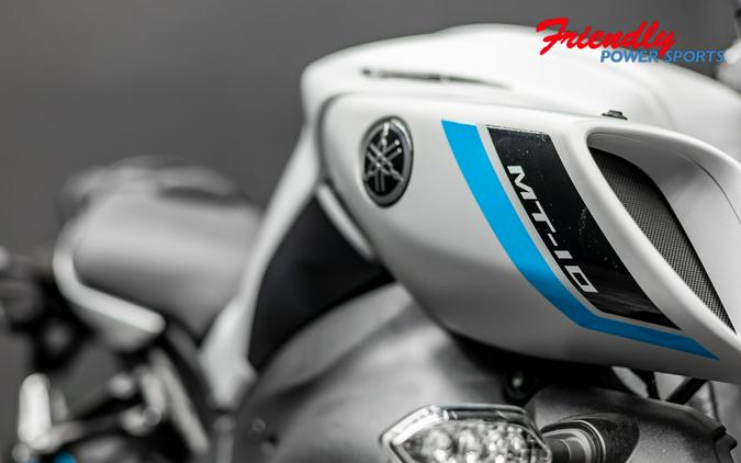 2026 YAMAHA MT-10