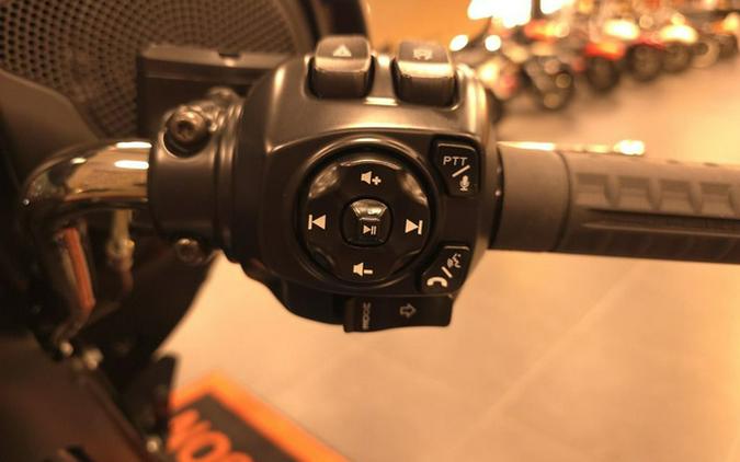 2026 Harley-Davidson FLHX - Street Glide