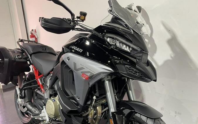 2025 Ducati Multistrada V4 S Travel & Radar Thrilling Black