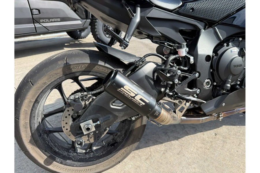 2024 YZF-R1 - Yamaha