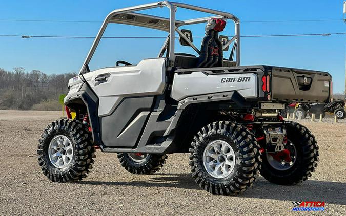 2024 Can-Am® Defender X mr with Half-Doors HD10