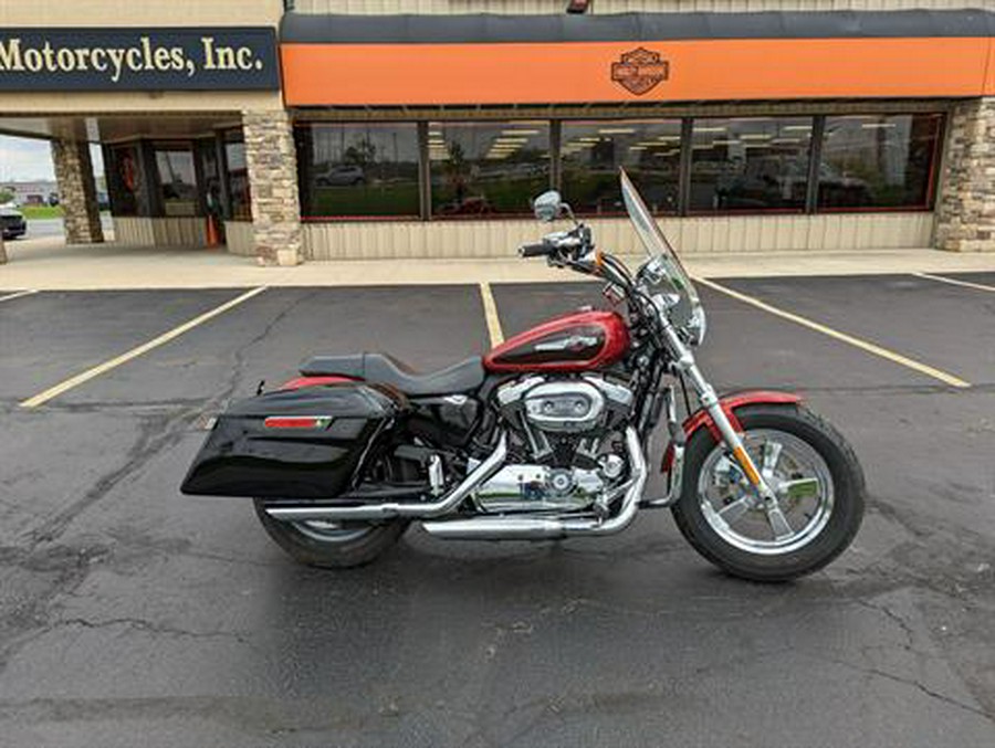 2012 Harley-Davidson Sportster® 1200 Custom