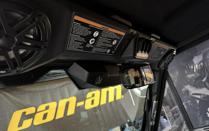 2026 Can-Am Defender Limited HD11