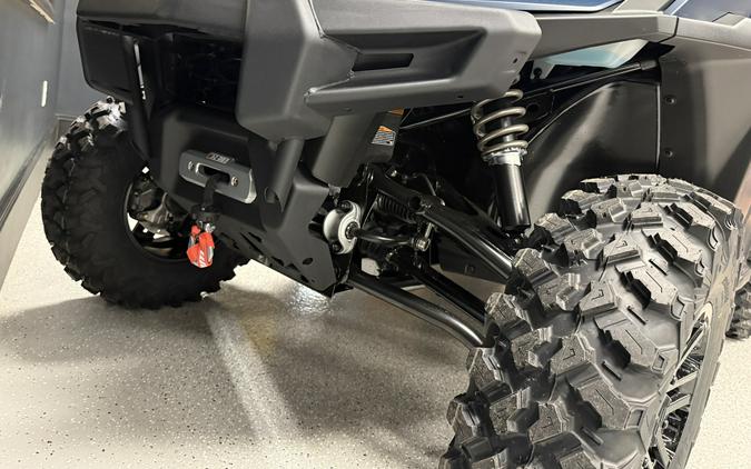 2026 Can-Am Defender Limited HD11