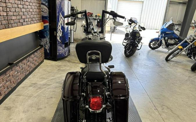 2014 Harley-Davidson® FLD - Dyna® Switchback™