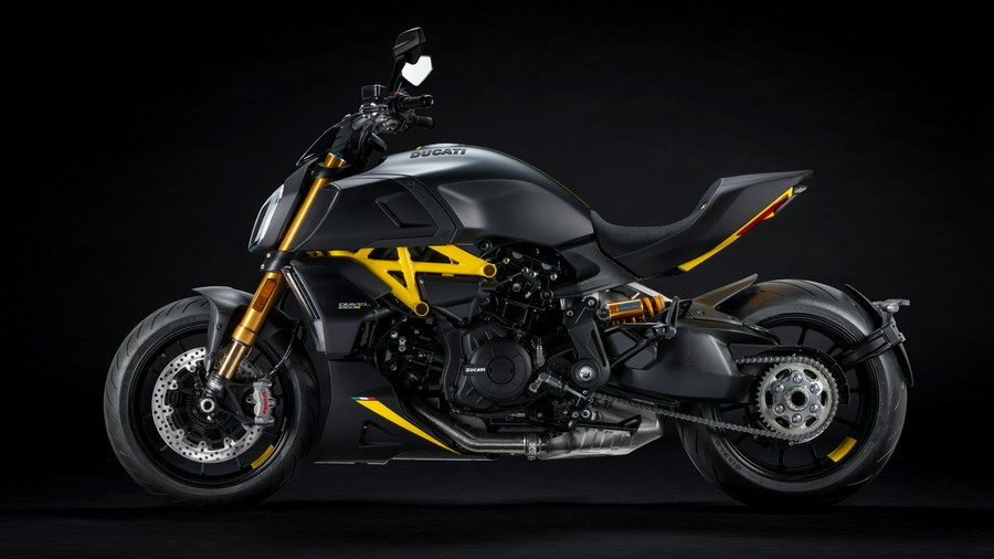 2023 Ducati DIAVEL1260SBLK