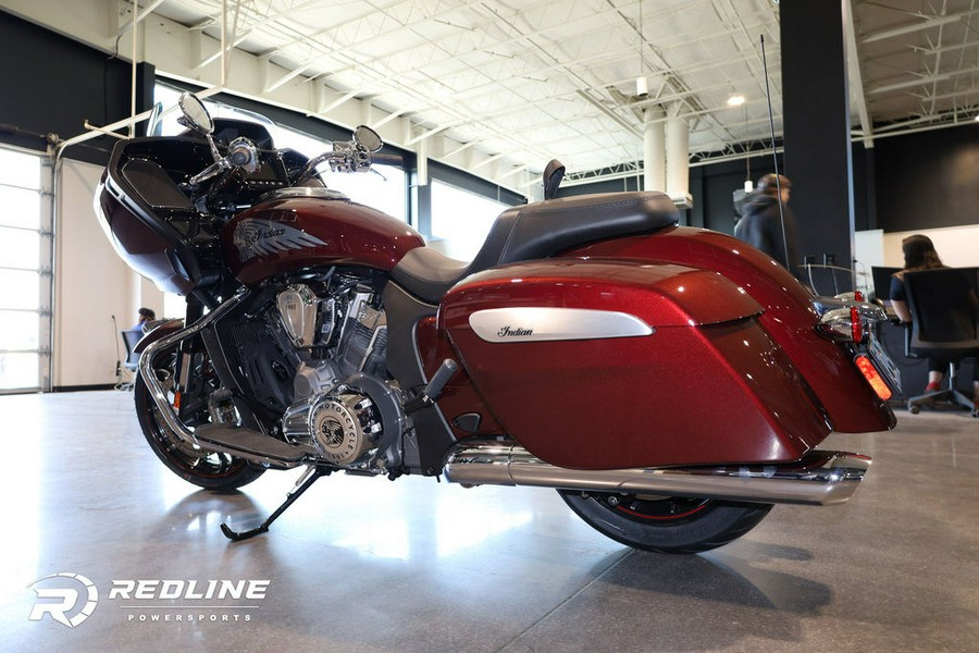 2023 Indian Motorcycle® Challenger® Limited Maroon Metallic