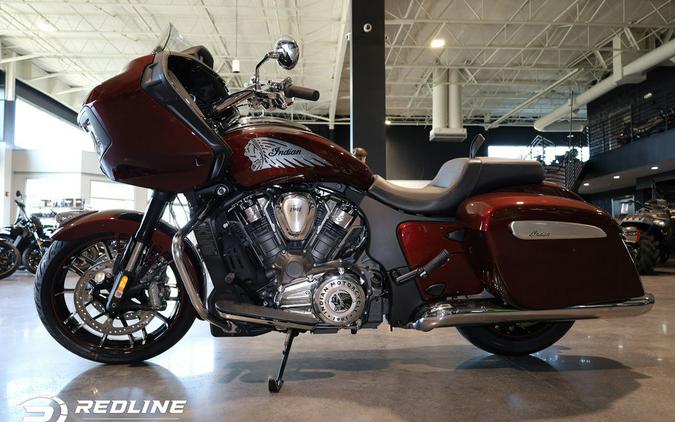 2023 Indian Motorcycle® Challenger® Limited Maroon Metallic