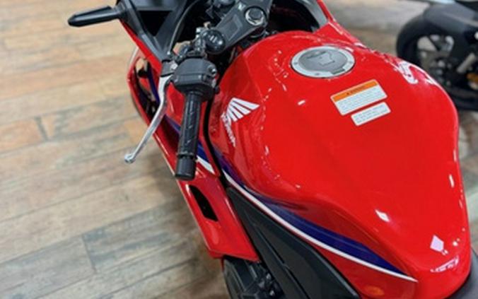 2025 Honda CBR500R
