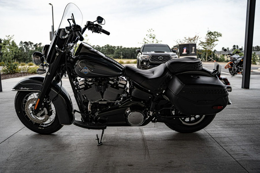 2026 Harley-Davidson® FLHC - Heritage Classic
