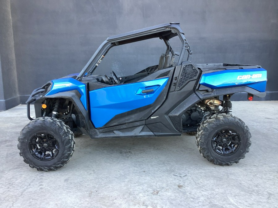2023 Can-Am Commander XT 700