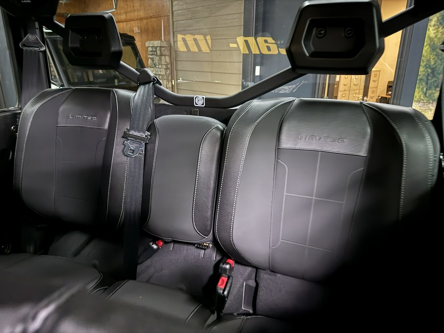 2026 Can-Am Defender MAX Limited HD11