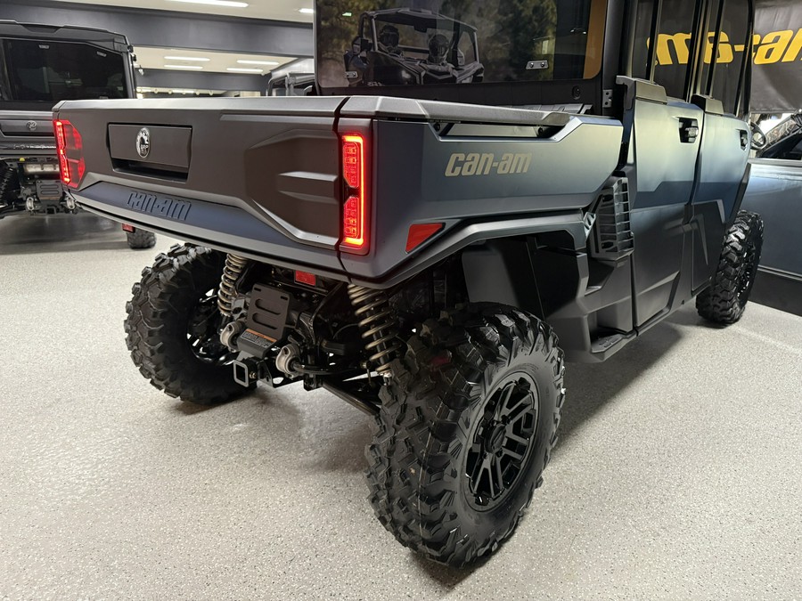 2026 Can-Am Defender MAX Limited HD11