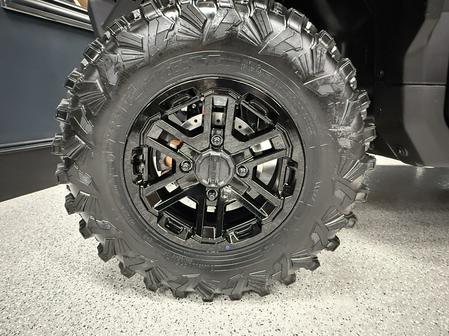 2026 Can-Am Defender MAX Limited HD11