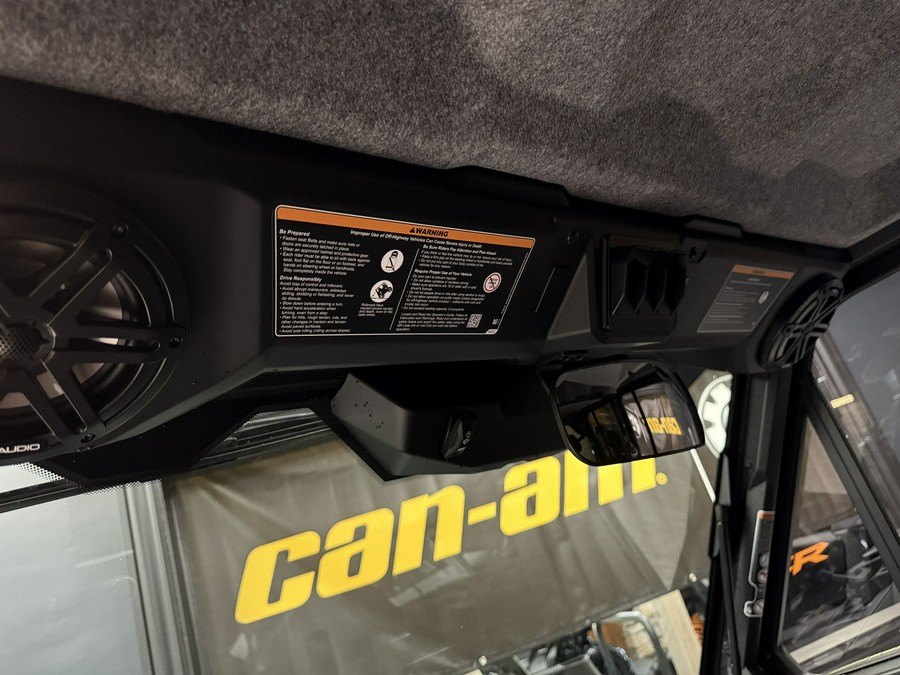 2026 Can-Am Defender MAX Limited HD11