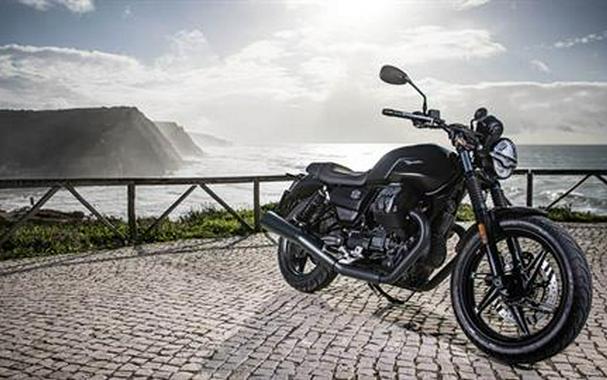 2021 Moto Guzzi V7 Stone E5
