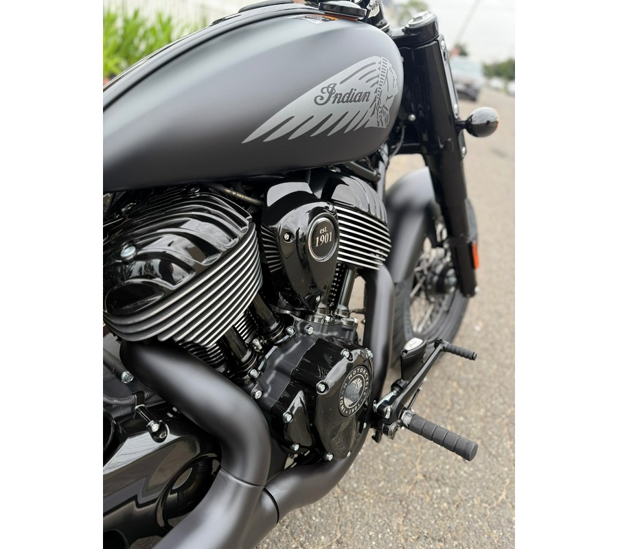 2025 Indian Chief Bobber Dark Horse®