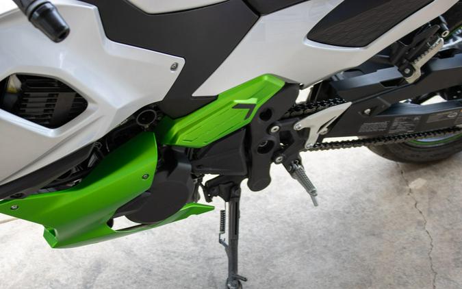 2024 KAWASAKI NINJA 7 HYBRID