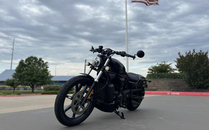2026 Harley-Davidson® RH975 Nightster® Vivid Black
