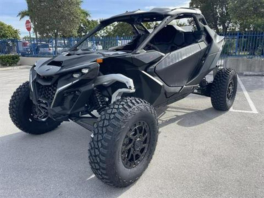 2024 Can-Am Maverick R X RS