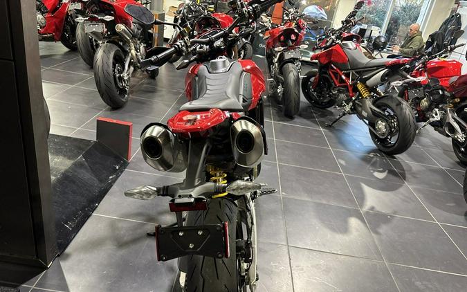 2025 Ducati Hypermotard 698 Mono Ducati Red