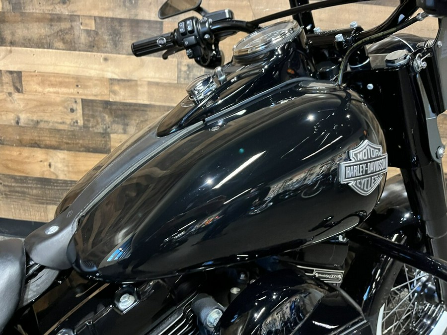 2017 Harley-Davidson® Softail Slim® S Vivid Black FLSS
