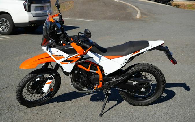 2026 KTM Adventure 390 R