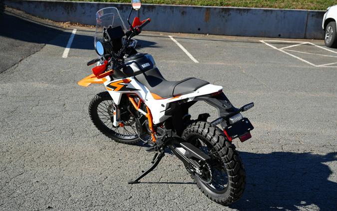 2026 KTM Adventure 390 R