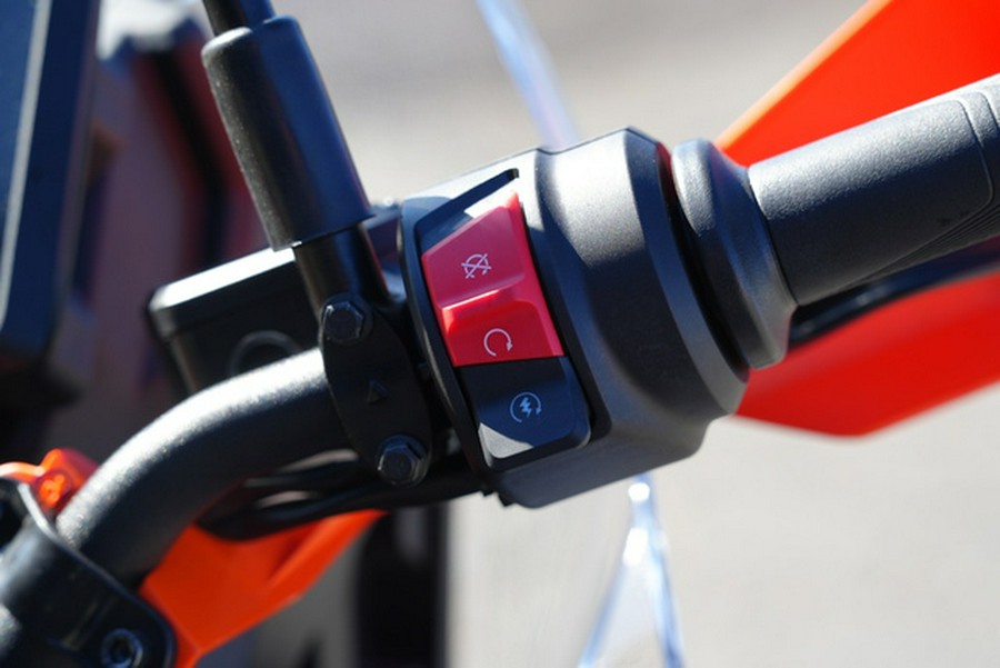 2026 KTM Adventure 390 R