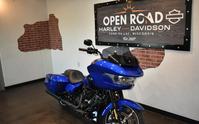 2024 Harley-Davidson® Road Glide® Blue Burst - Black Finish