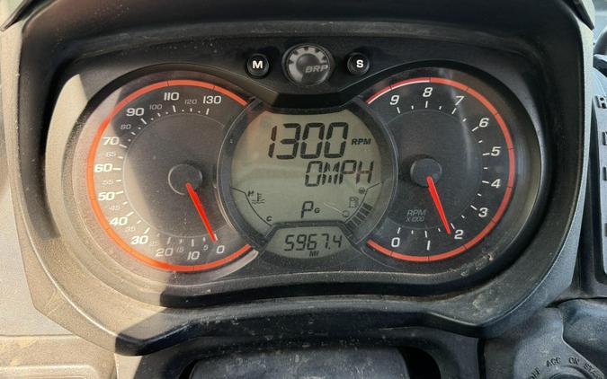 2019 CAN-AM DEFENDER MAX CAB HD10 BC 19 DPS