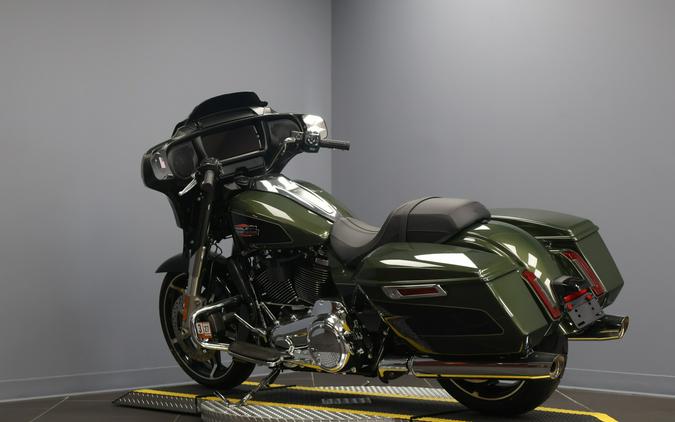 2026 Harley-Davidson Street Glide FLHX