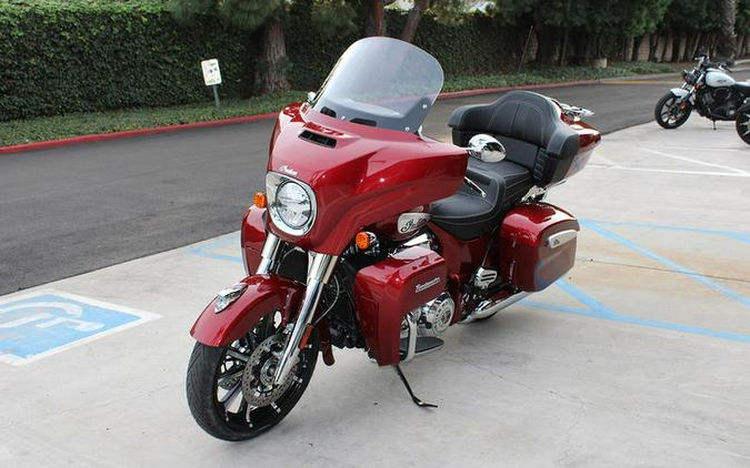 2023 Indian Motorcycle® Roadmaster® Limited Stryker Red Metallic