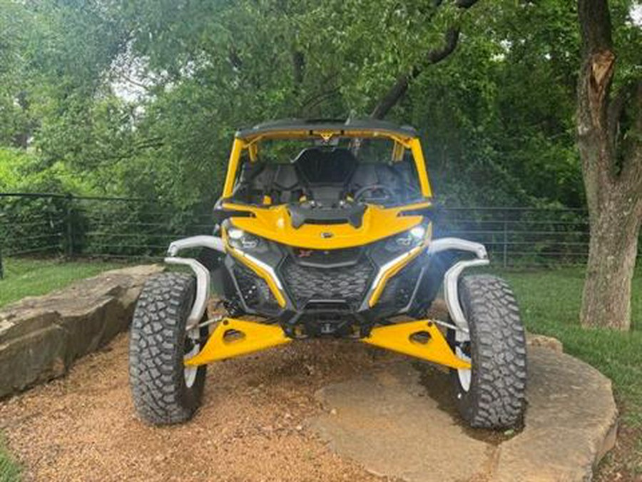 2024 Can-Am Maverick R X RS